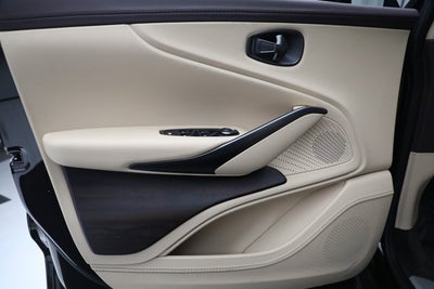 2022 Aston Martin DBX Base