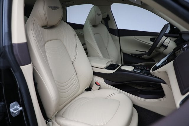 2022 Aston Martin DBX Base