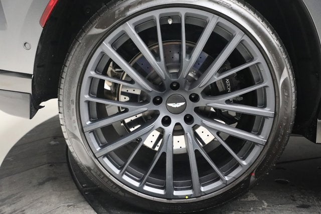 2023 Aston Martin DBX 707