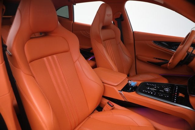 2025 Aston Martin DBX 707