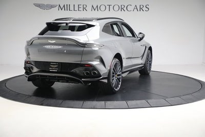 2025 Aston Martin DBX 707