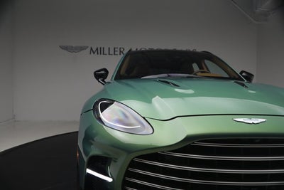 2025 Aston Martin DBX 707