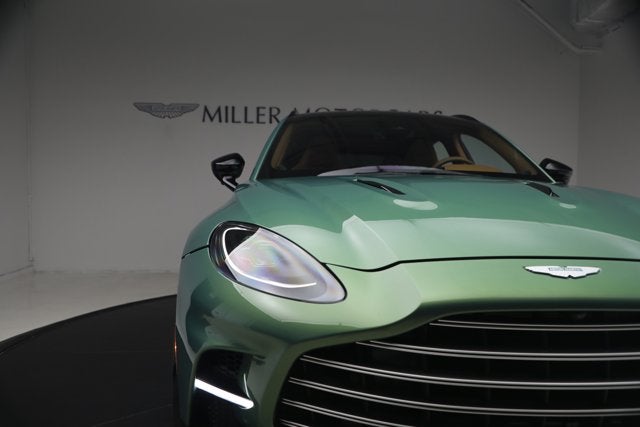 2025 Aston Martin DBX 707
