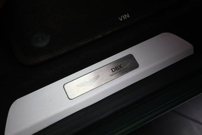 2025 Aston Martin DBX 707