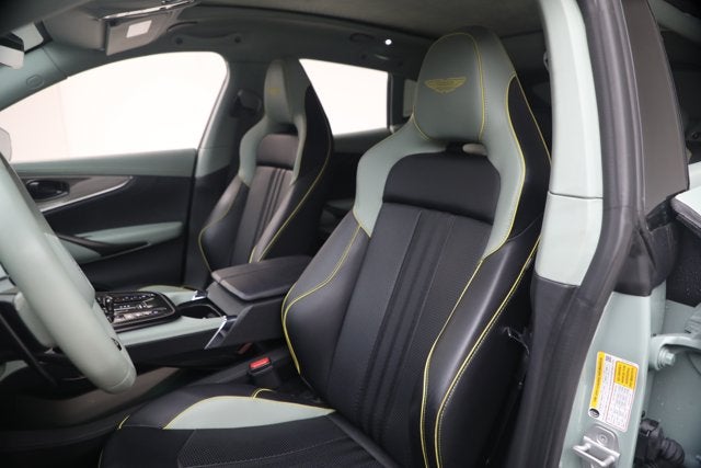 2025 Aston Martin DBX 707