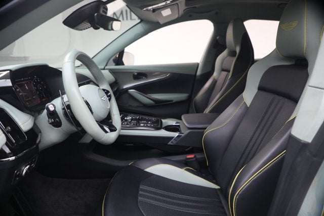 2025 Aston Martin DBX 707
