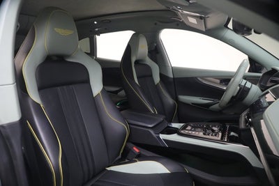 2025 Aston Martin DBX 707