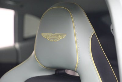 2025 Aston Martin DBX 707