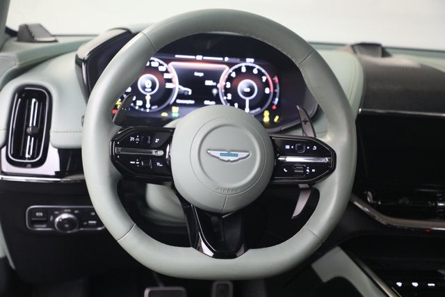 2025 Aston Martin DBX 707