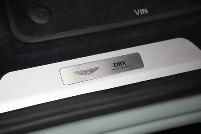 2025 Aston Martin DBX 707
