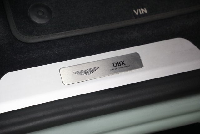 2025 Aston Martin DBX 707
