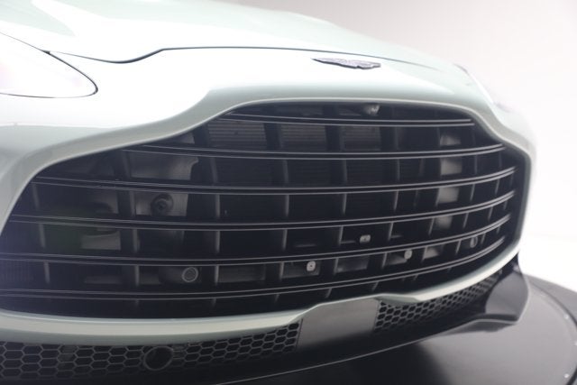 2025 Aston Martin DBX 707