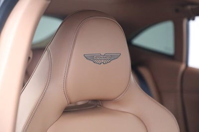 2025 Aston Martin DBX 707