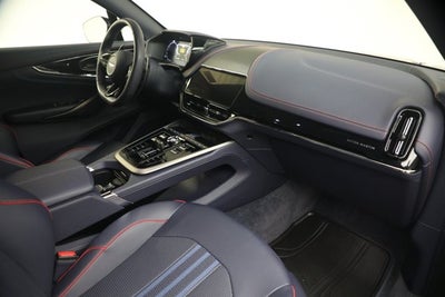 2025 Aston Martin DBX 707