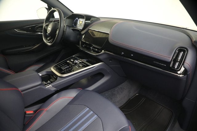 2025 Aston Martin DBX 707
