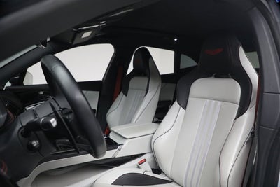 2025 Aston Martin DBX 707