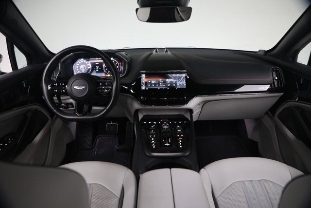 2025 Aston Martin DBX 707