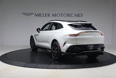 2025 Aston Martin DBX 707