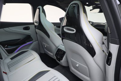 2025 Aston Martin DBX 707