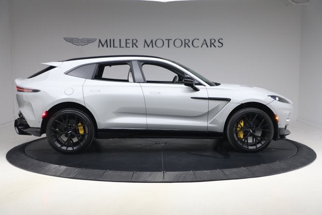 2025 Aston Martin DBX 707
