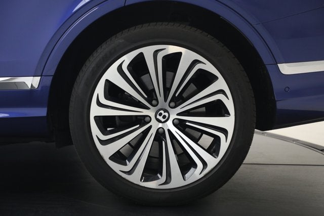 2022 Bentley Bentayga V8