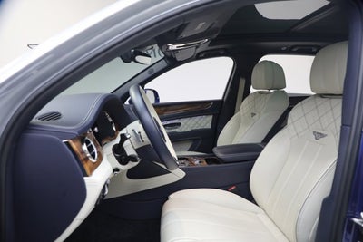 2022 Bentley Bentayga V8