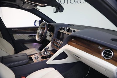2022 Bentley Bentayga V8