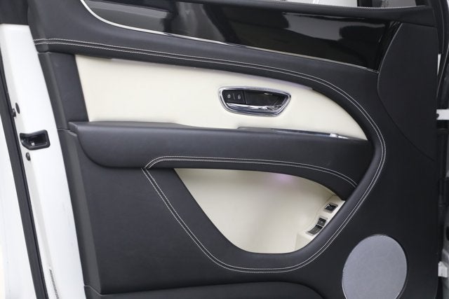 2023 Bentley Bentayga V8