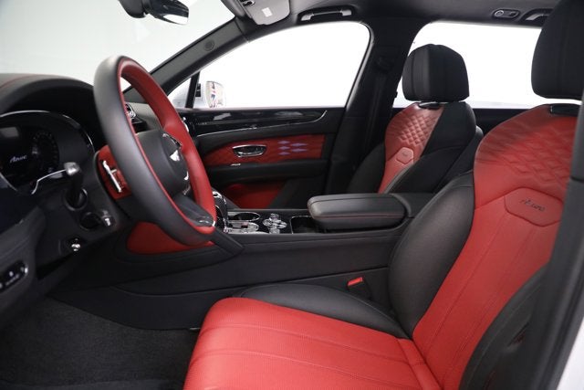 2025 Bentley Bentayga EWB Azure V8