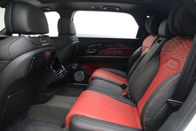 2025 Bentley Bentayga EWB Azure V8