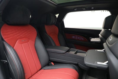 2025 Bentley Bentayga EWB Azure V8