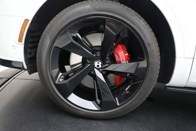 2025 Bentley Bentayga EWB Azure V8