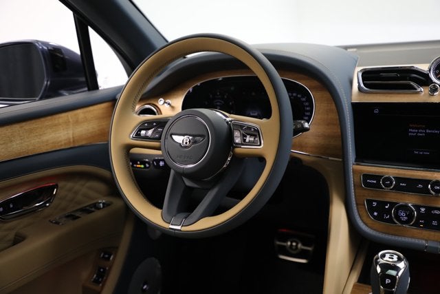 2025 Bentley Bentayga EWB Azure V8