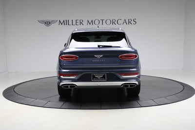 2025 Bentley Bentayga EWB Azure V8
