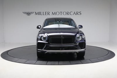 2024 Bentley Bentayga EWB V8