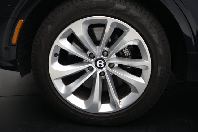 2024 Bentley Bentayga EWB V8