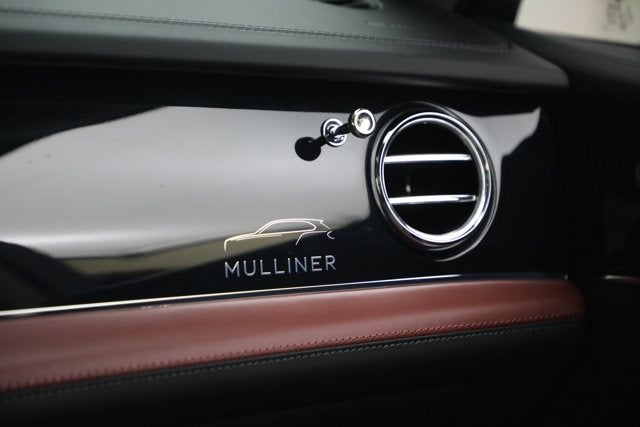 2024 Bentley Bentayga EWB Mulliner V8