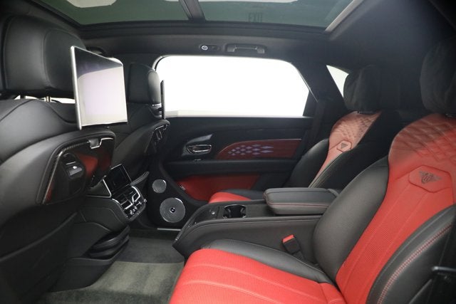 2023 Bentley Bentayga EWB Azure V8 First Edition