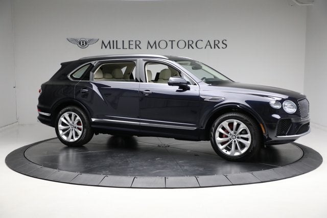 2024 Bentley Bentayga EWB V8