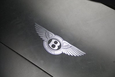 2024 Bentley Bentayga EWB V8