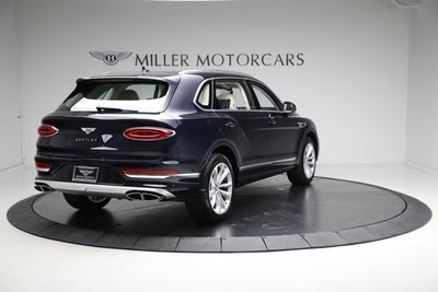 2024 Bentley Bentayga EWB V8