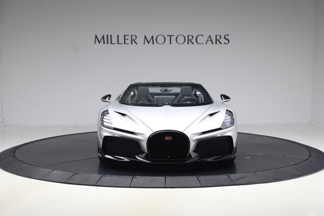 2025 Bugatti Mistral Base