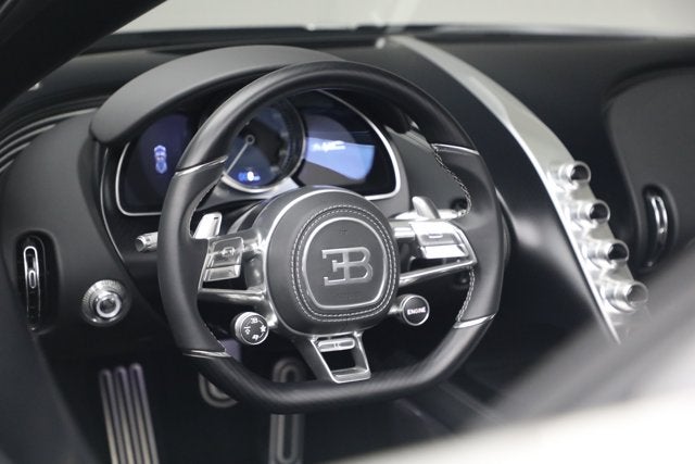 2025 Bugatti Mistral Base
