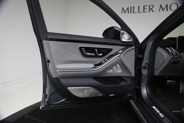 2025 Mercedes-Benz S-Class AMG® S 63 E Performance