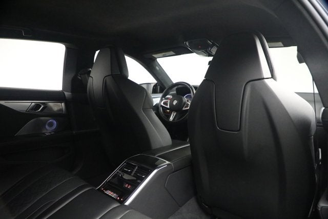 2022 BMW M8 Competition