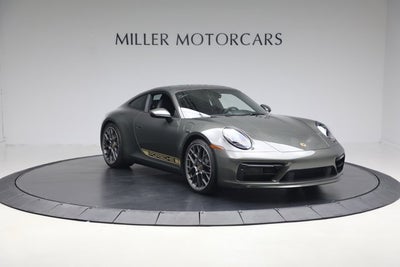 2022 Porsche 911 Carrera