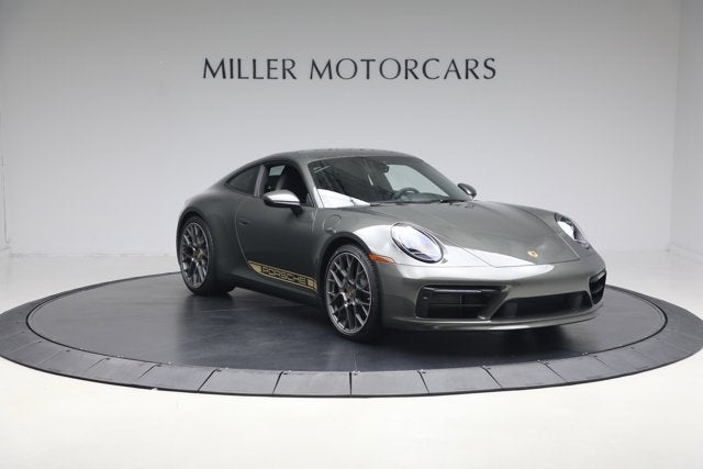 2022 Porsche 911 Carrera