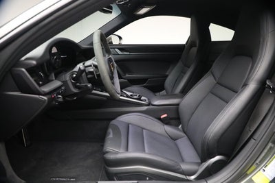 2022 Porsche 911 Carrera