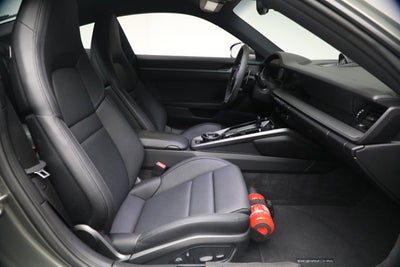 2022 Porsche 911 Carrera