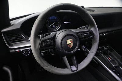 2022 Porsche 911 Carrera